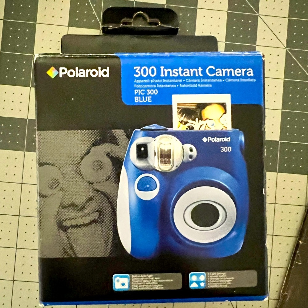 Polaroid 300